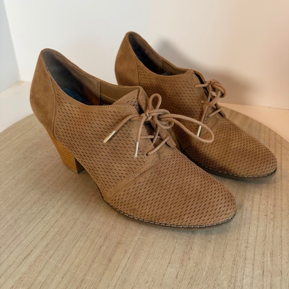 Dr. Scholl’s Women’s Suede Lace-Up Heeled Oxford Shoes Tan Brown US 10M - Picture 3 of 8